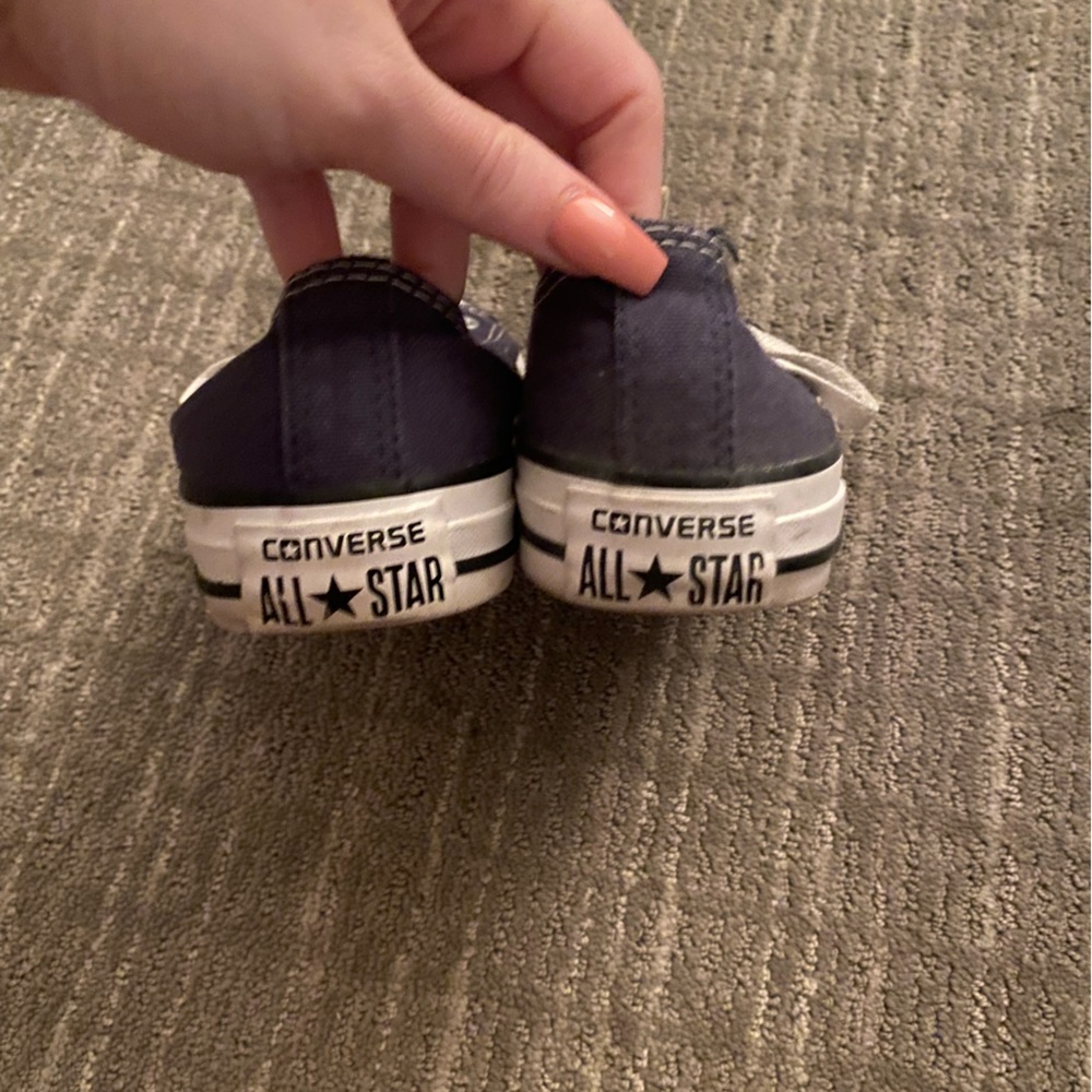 Converse - Picture 2 of 4